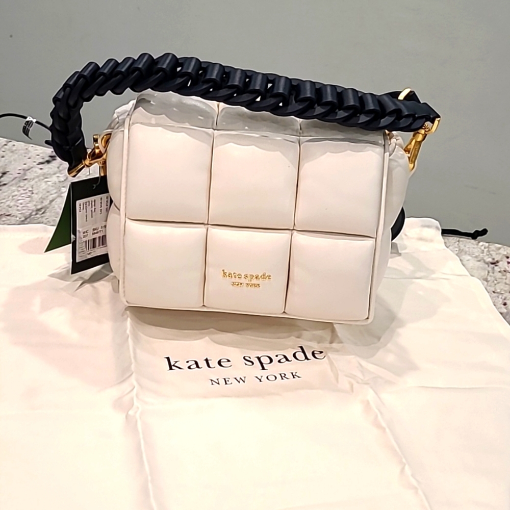 NWT Kate Spade Boxxy crossbody bag. Ivory and navy